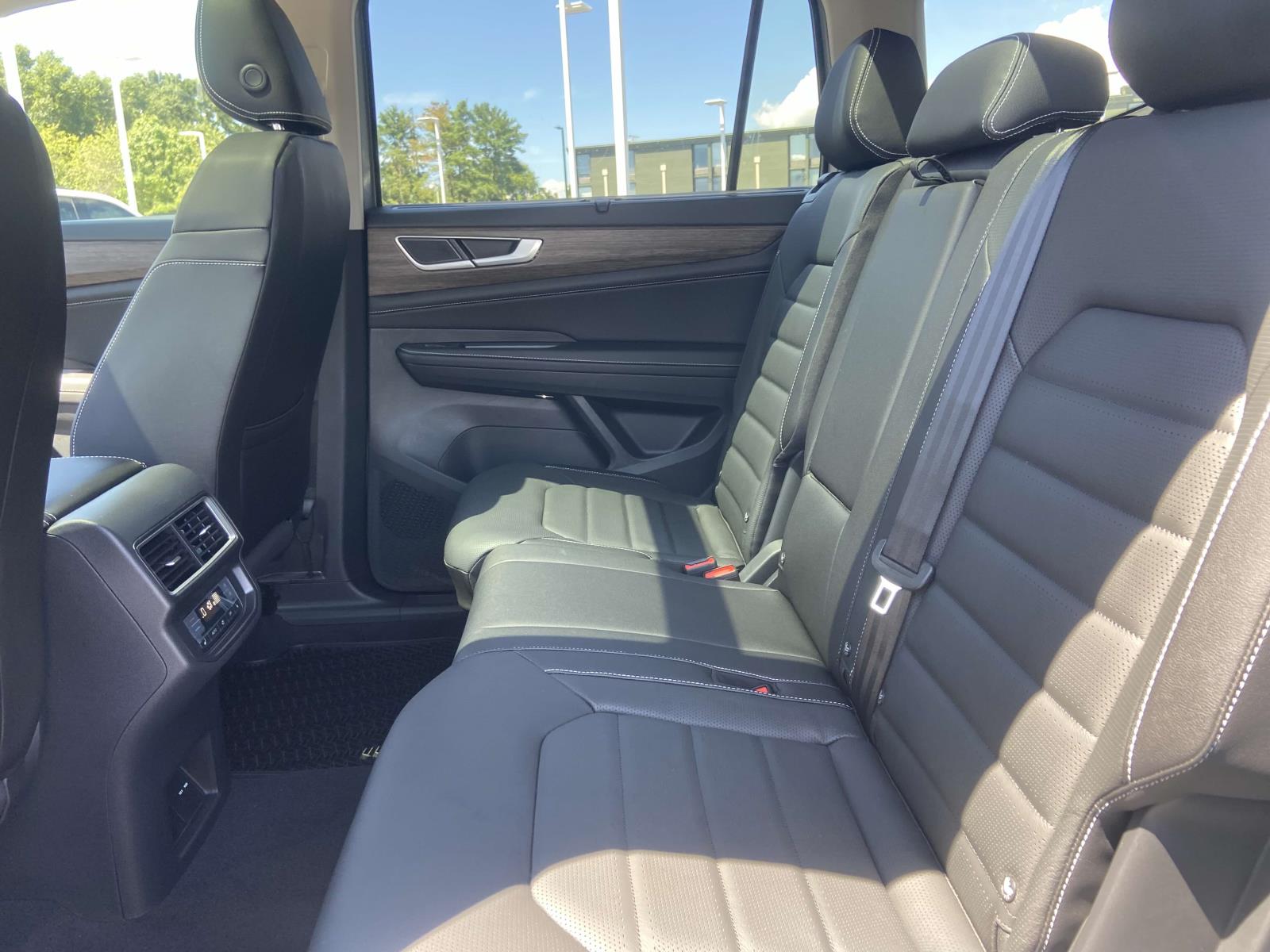 2026 Volkswagen Atlas SEL - Photo 14