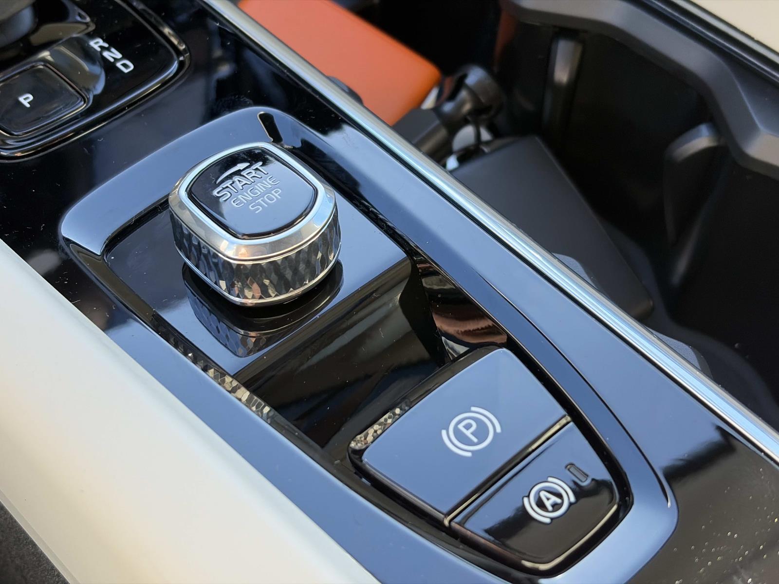 2026 Volvo XC60 Ultra - Photo 32