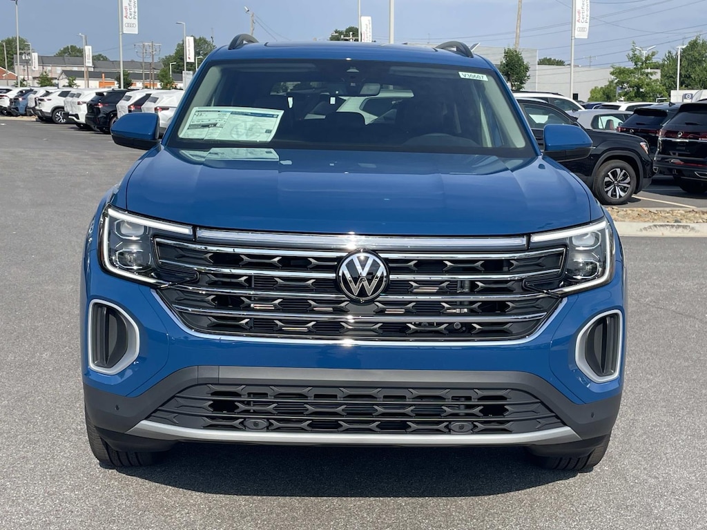 New 2026 Volkswagen Atlas 2.0T SE w/Technology Sport Utility