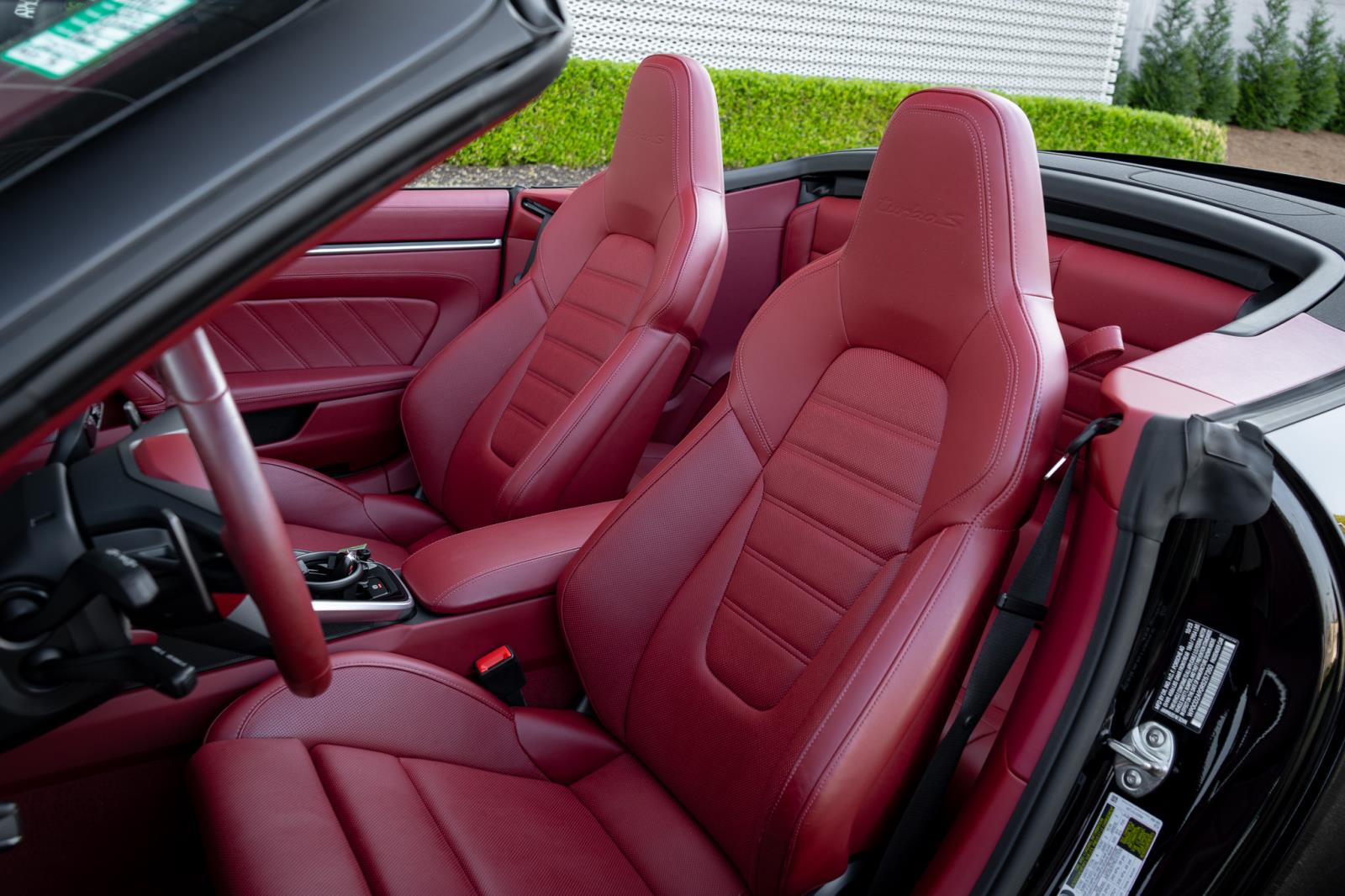 2024 Porsche 911 Turbo S - Photo 43