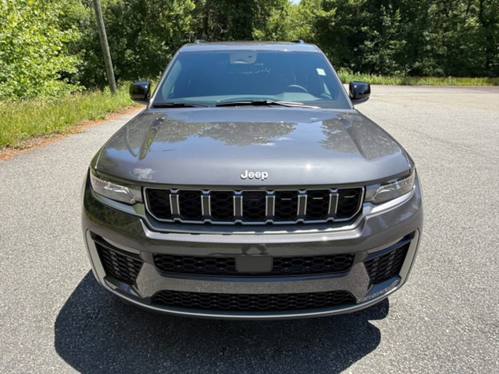 New 2026 Jeep Grand Cherokee L Limited 4WD Sport Utility