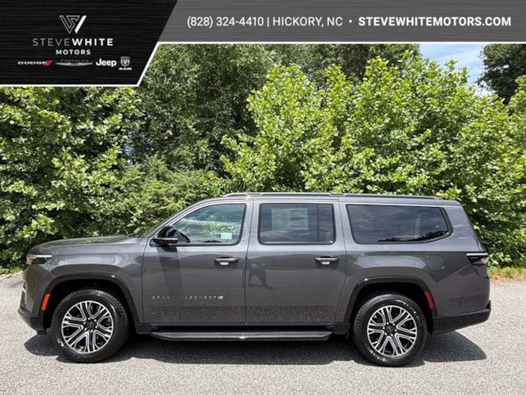 New 2026 Jeep Grand Wagoneer L 4WD Sport Utility