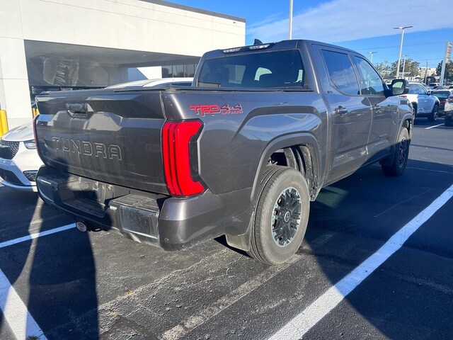 2022 Toyota Tundra SR5 TRD Off-Road photo 2