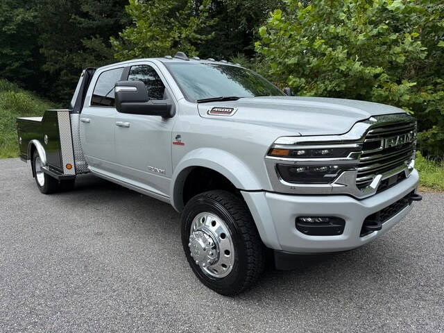 2026 Ram 4500 Laramie photo 4