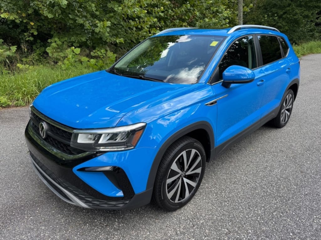 Used 2022 Volkswagen Taos SE SUV