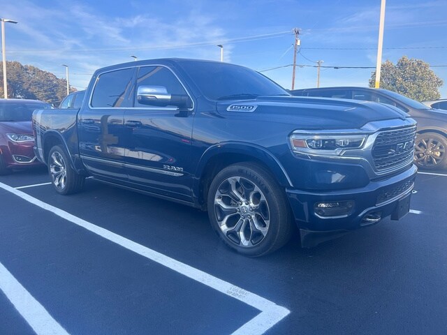 2023 Ram 1500 Limited photo 2