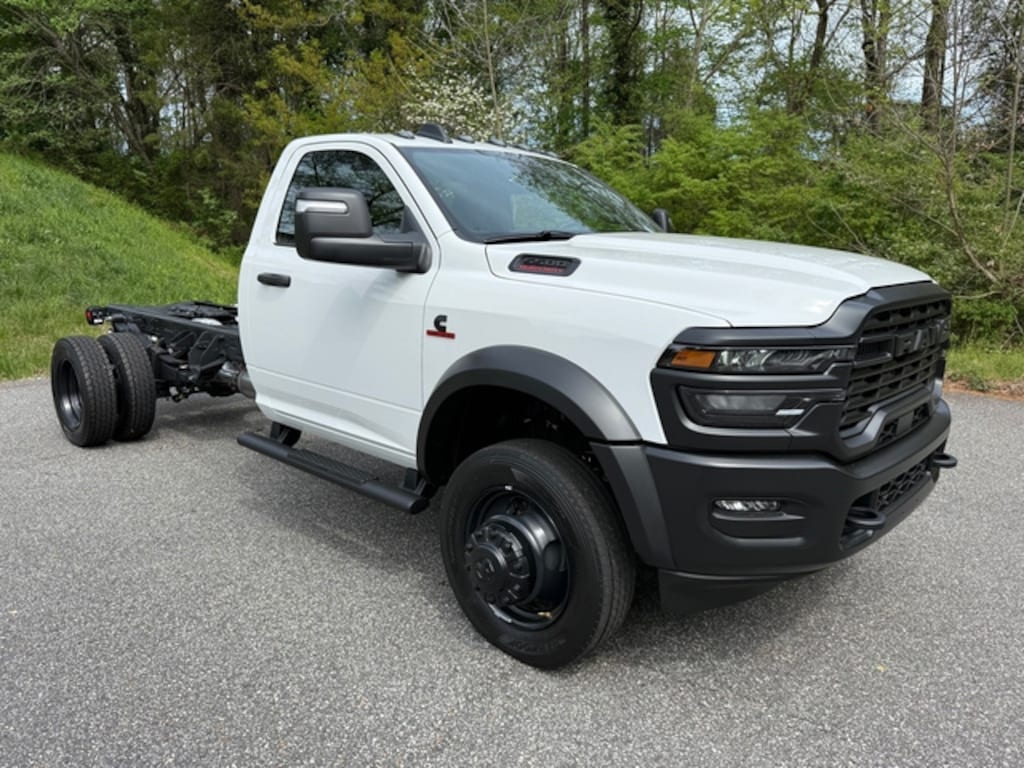 New 2026 Ram 5500 Chassis Cab Tradesman R/C 4WD 84 CA Cummins Pickup