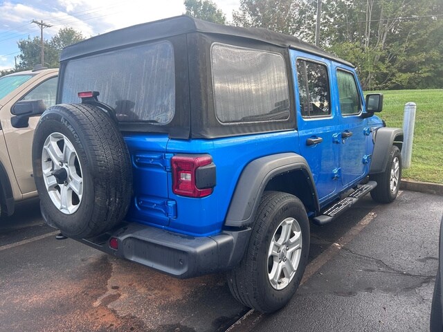 2022 Jeep Wrangler Sport S photo 3