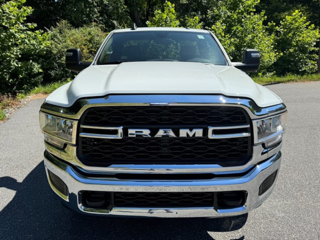 New 2024 Ram 2500 Tradesman R/C 4WD Hemi Flip Top Service Body Pickup