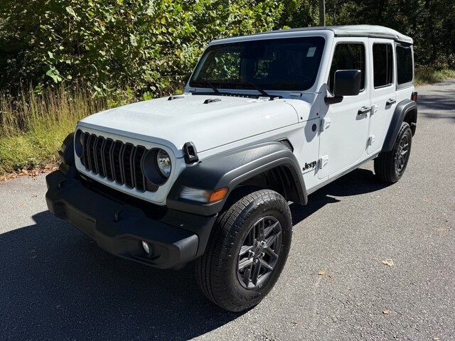 2025 Jeep Wrangler Sport S photo 2