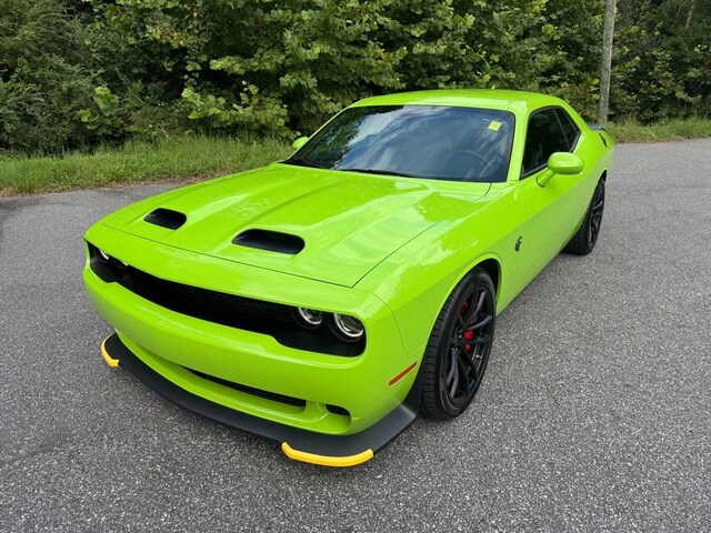 2023 Dodge Challenger SRT8 Hellcat photo 2