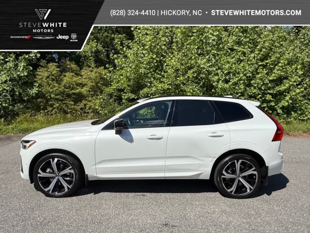 Used 2023 Volvo XC60 Ultimate Dark Theme AWD SUV