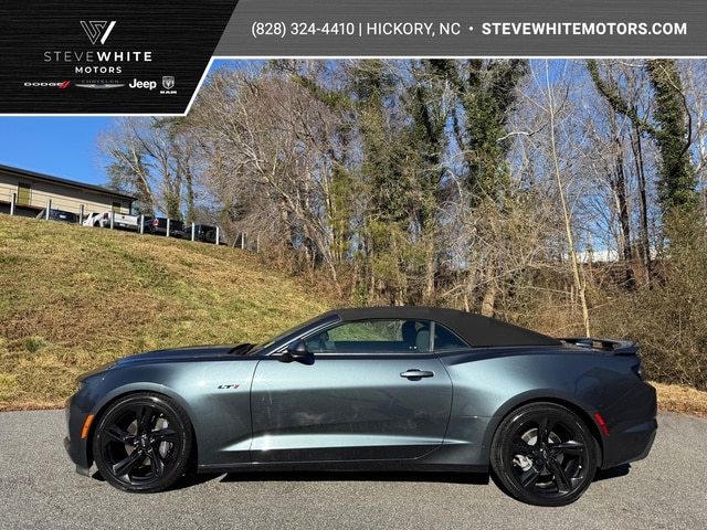 2023 Chevrolet Camaro LT1's photo