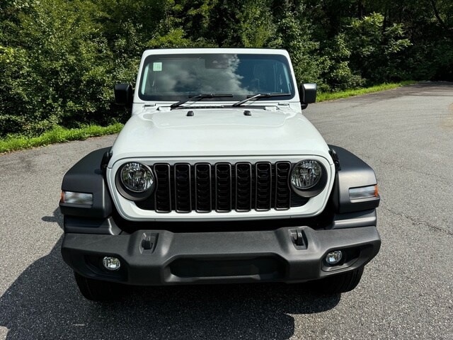 2024 Jeep Wrangler Sport RHD photo 3