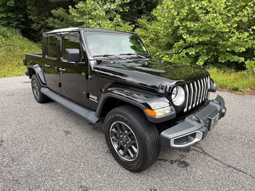 Used 2020 Jeep Gladiator Overland Truck Crew Cab