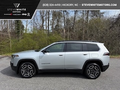 2026 Jeep Cherokee Laredo  4WD Sport Utility