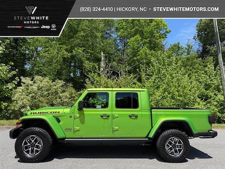 2025 Jeep Gladiator Rubicon X Body Color Hard Top Pickup