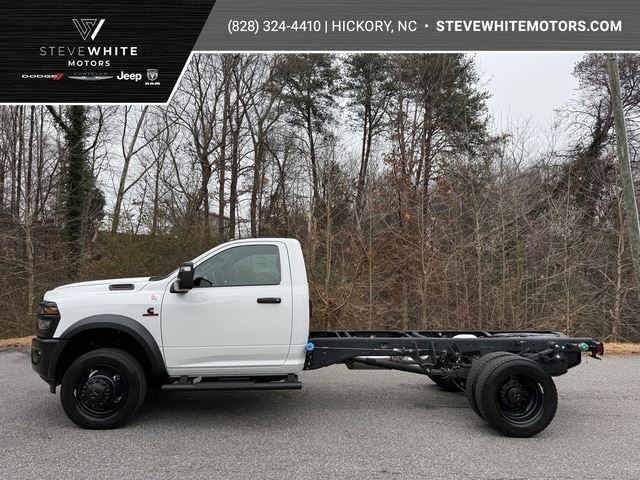 2026 RAM Ram 5500 Chassis Cab Tradesman's photo