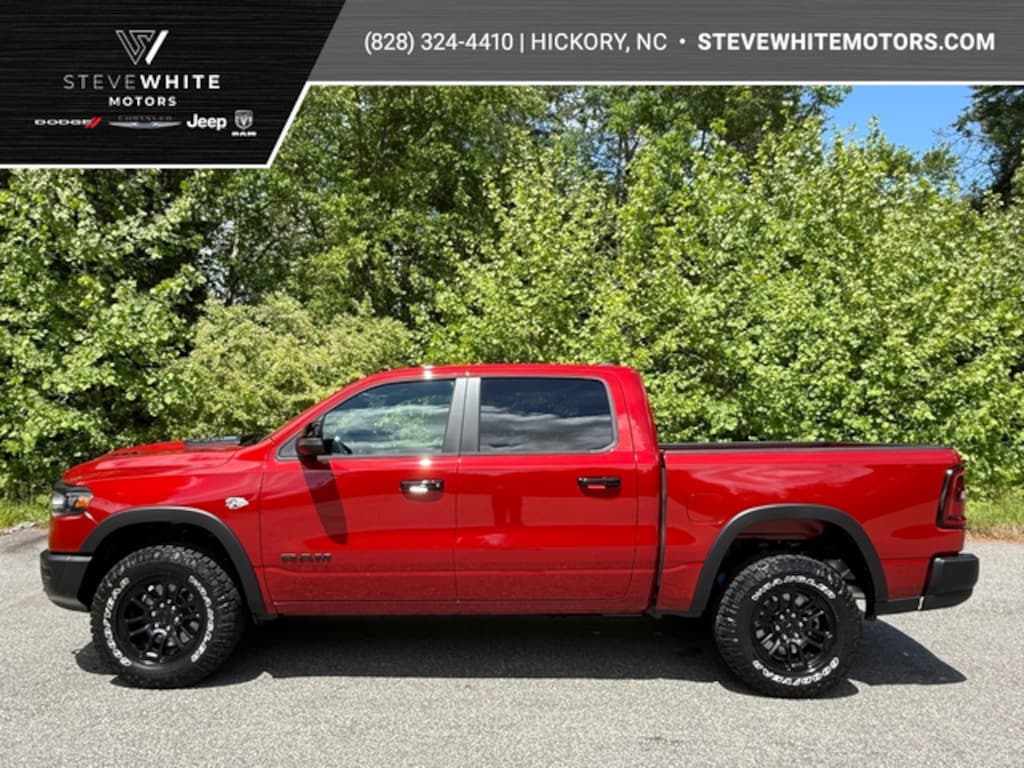 New 2026 Ram 1500 Rebel Crew Hemi 4WD Level 2 Pickup