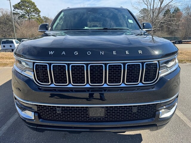 2025 Jeep Wagoneer Base photo 3