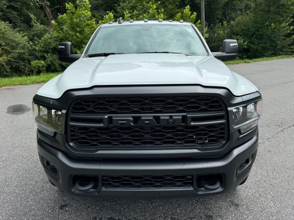 New 2024 Ram 4500 Chassis Cab Tradesman R/C 2WD 84CA Cummins Pickup