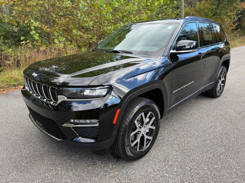 New 2025 Jeep Grand Cherokee Limited 4WD Sport Utility