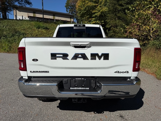 2026 RAM 2500 Laramie - Photo 8