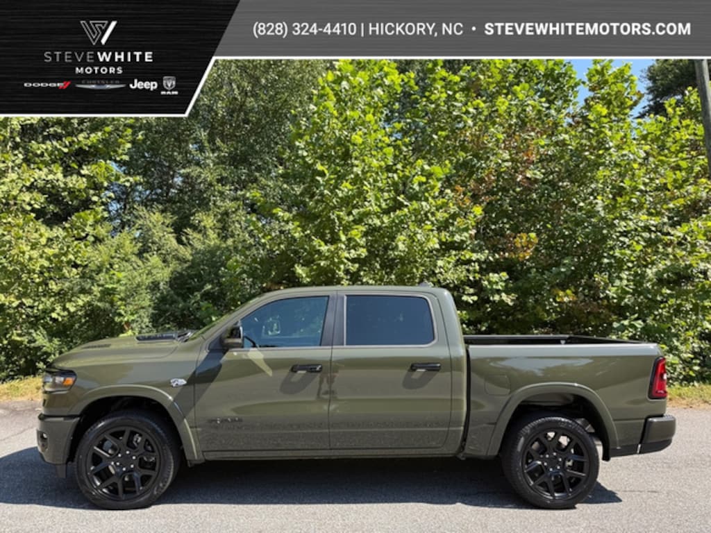 New 2026 Ram 1500 Laramie Crew Hemi 4WD Night Edition Pickup
