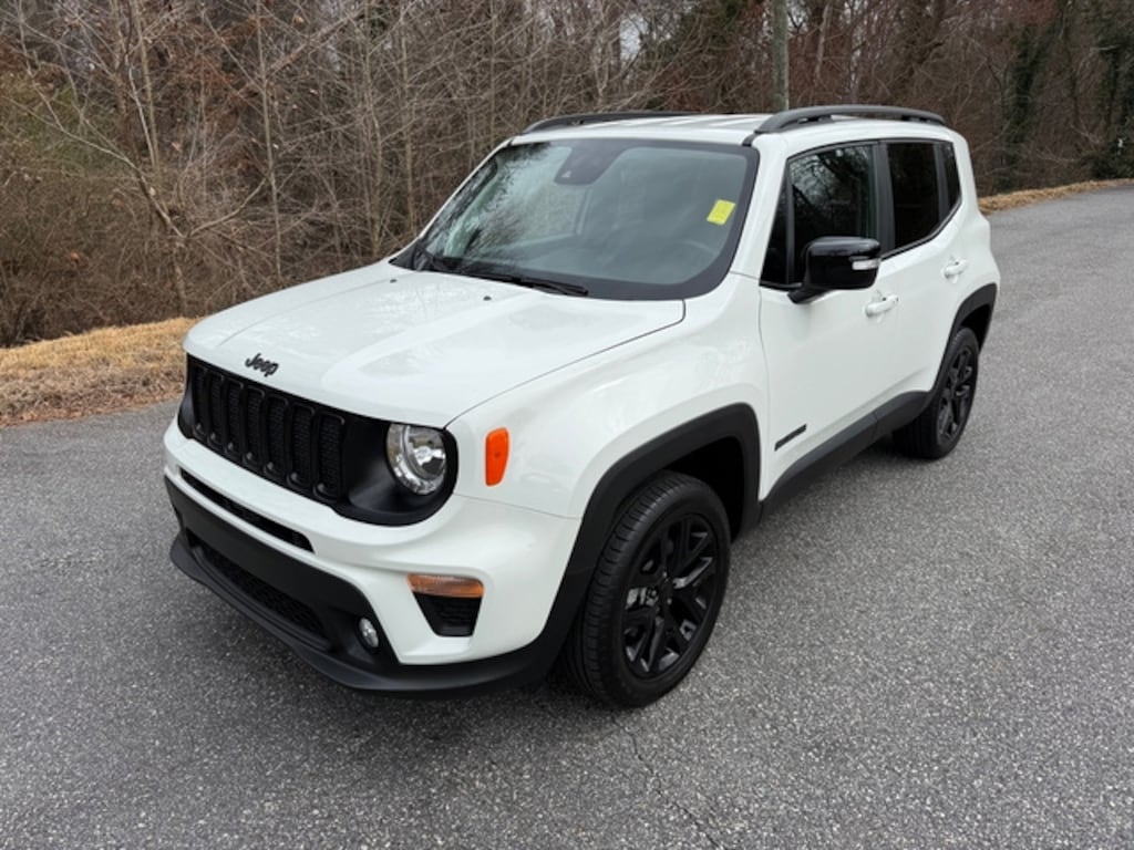 Used 2023 Jeep Renegade Altitude 4WD SUV