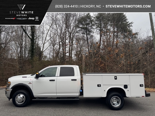 2026 RAM Ram 3500 Chassis Cab Tradesman's photo