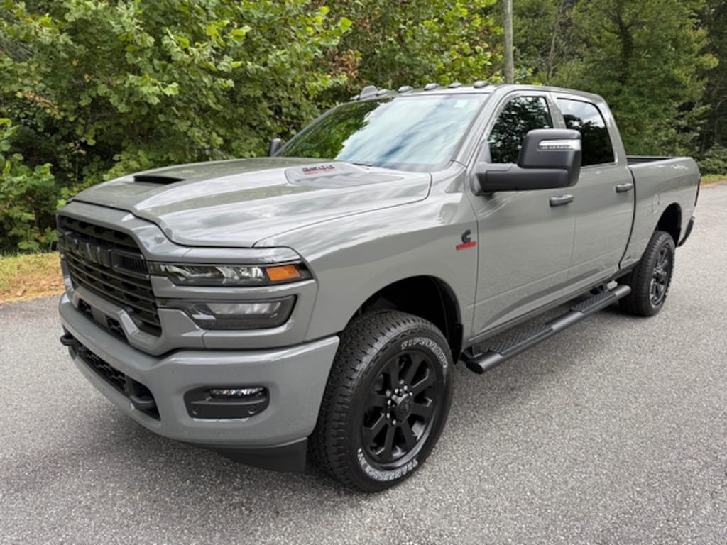 New 2026 Ram 2500 Black Express Crew 4WD Cummins SWB Pickup