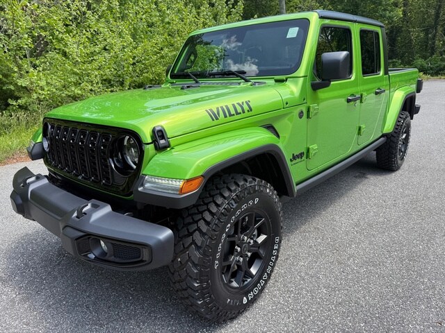 2025 Jeep Gladiator Willys photo 2
