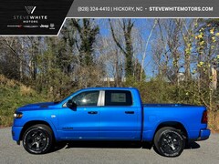 2026 Ram 1500 Big Horn Crew Hemi 4WD Night Edition Pickup