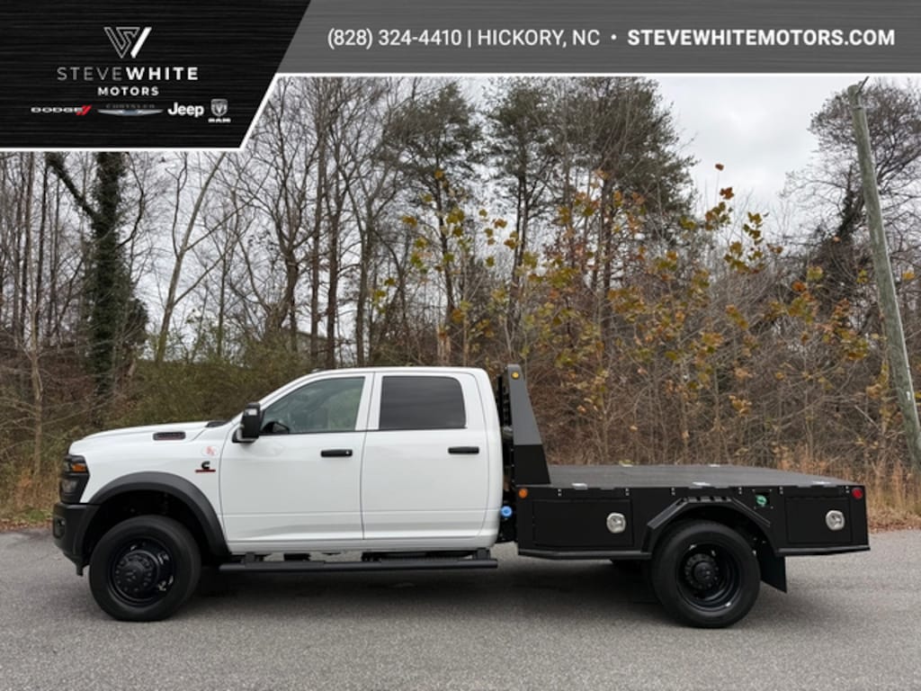 New 2026 Ram 5500 Chassis Cab Tradesman Crew 4WD Cummins 9 Skirted Bed Pickup