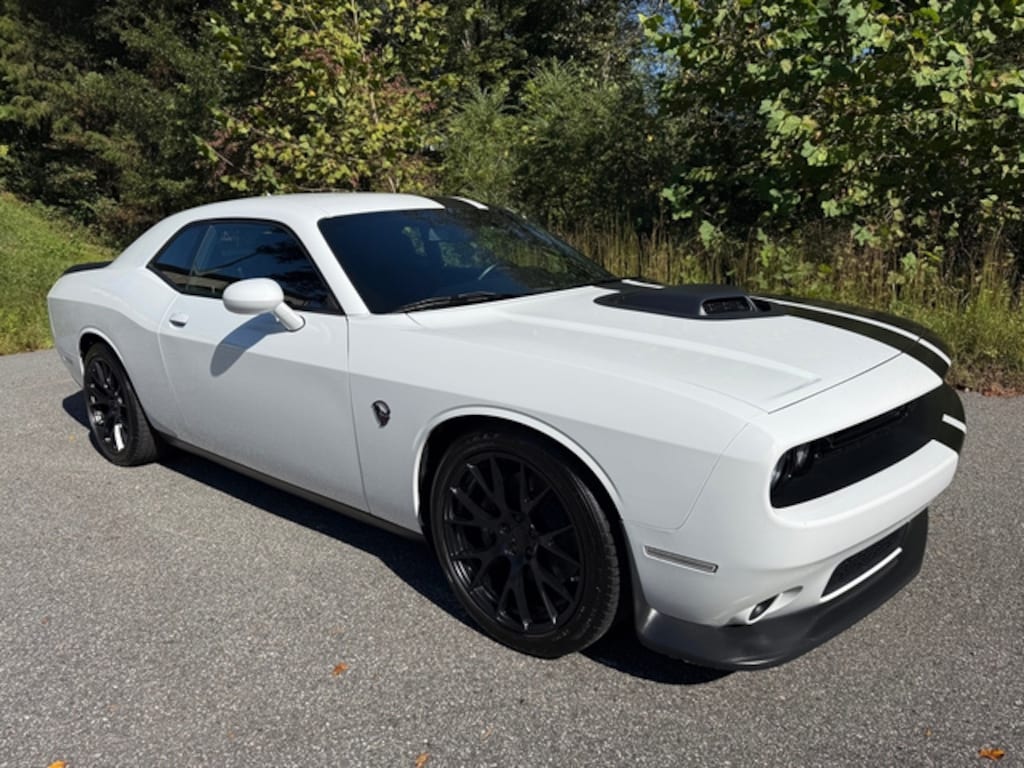 Used 2022 Dodge Challenger R/T Scat Pack Coupe