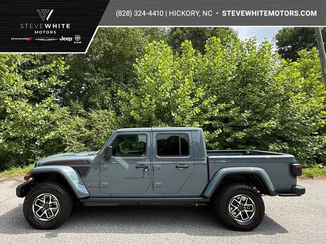 2026 Jeep Gladiator Pickup 