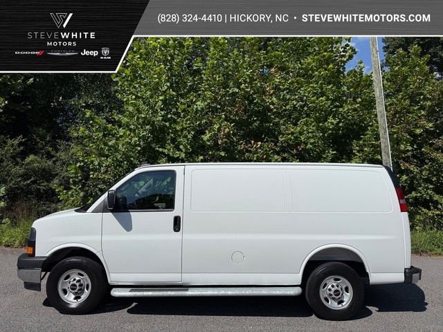 2025 GMC Savana Cargo Van