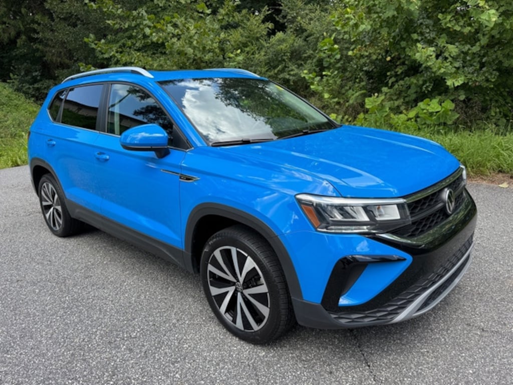 Used 2022 Volkswagen Taos SE SUV
