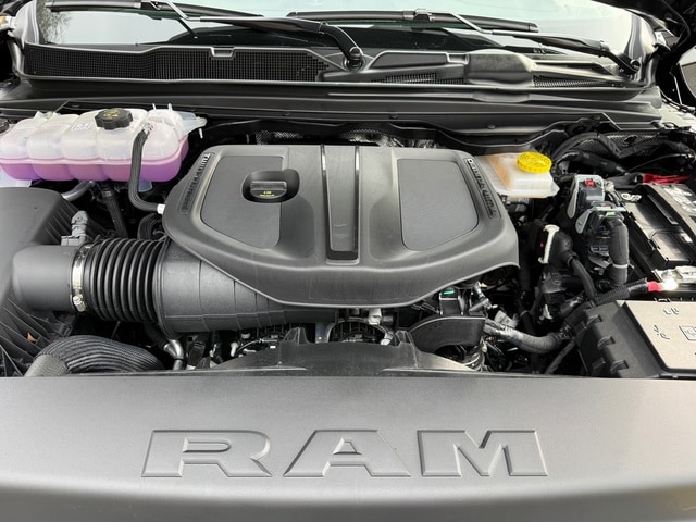 2026 RAM 1500 Laramie - Photo 11