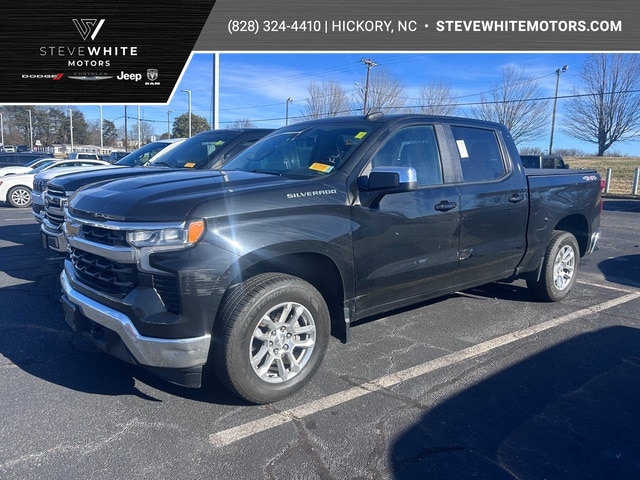 2022 Chevrolet Silverado 1500 LT's photo