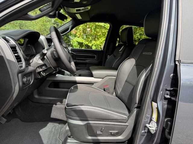 2026 RAM 2500 Laramie - Photo 14