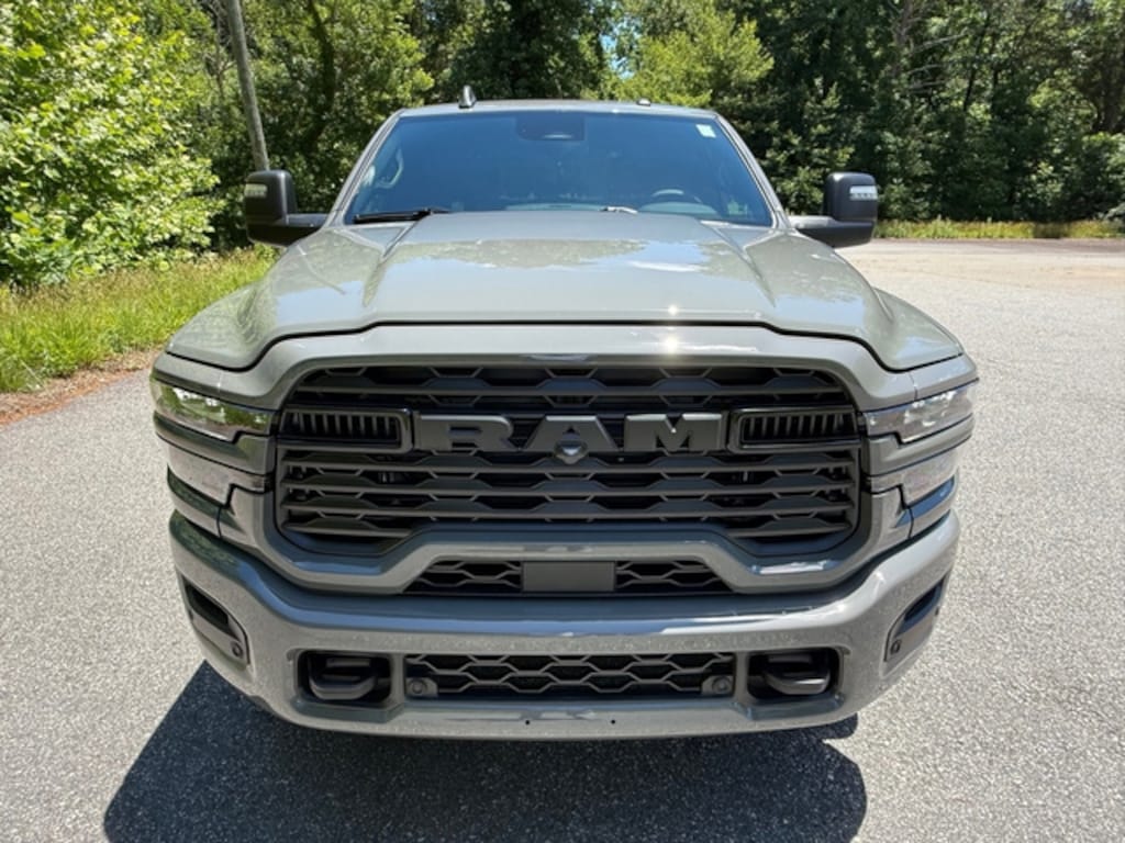 New 2026 Ram 2500 Big Horn Crew Hemi 4WD Night Edition Pickup