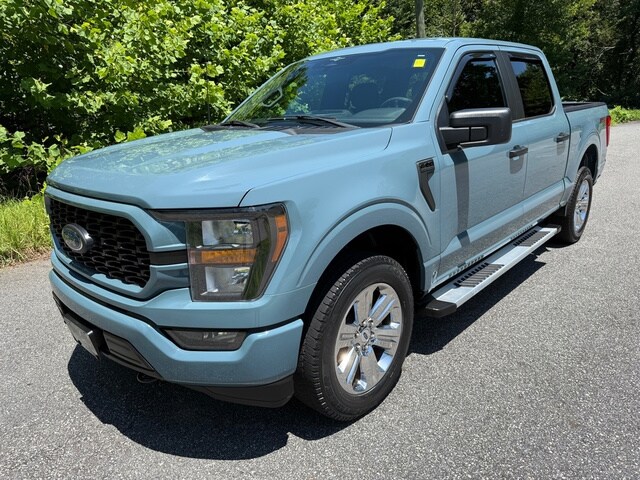 2023 Ford F-150 XL photo 2