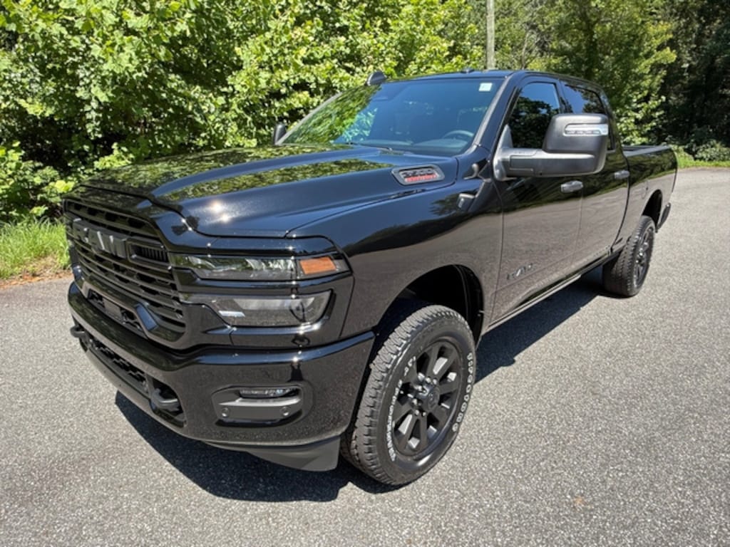 New 2026 Ram 2500 Big Horn Crew Hemi 4WD Night Edition Pickup