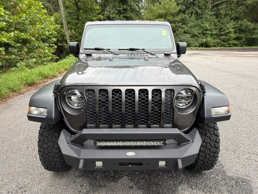 Used 2020 Jeep Gladiator Sport S Truck Crew Cab
