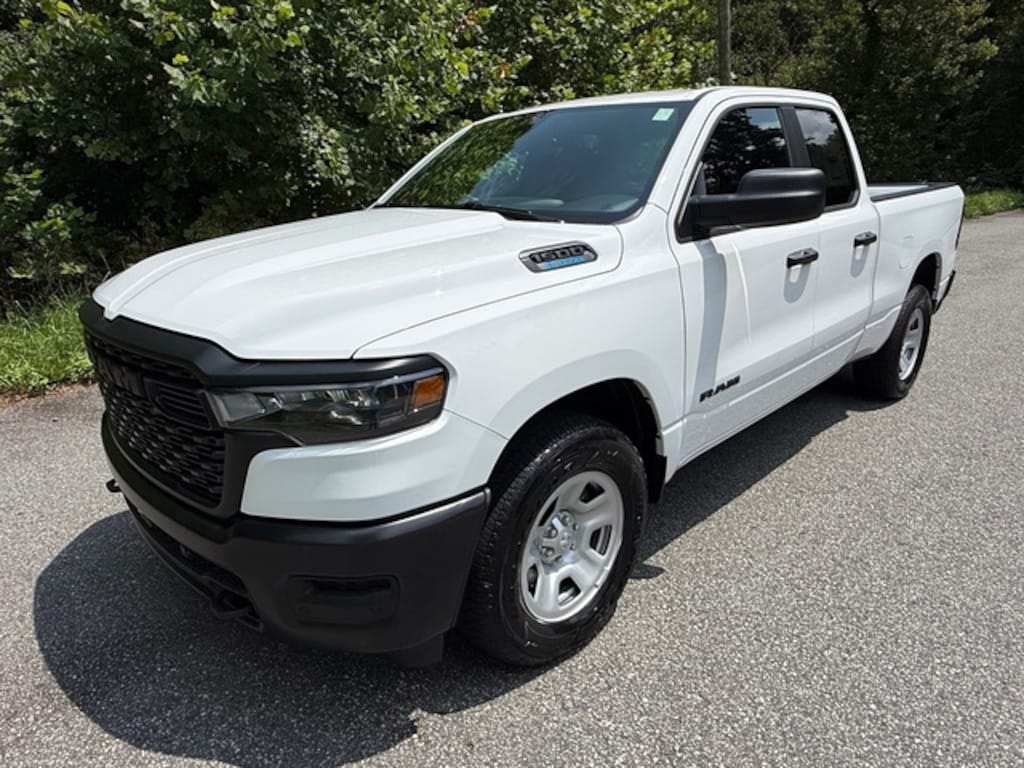 New 2026 Ram 1500 Tradesman Quad V6 4WD Pickup