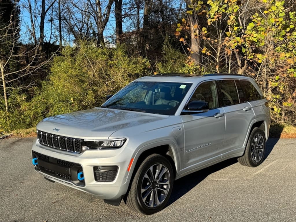 New 2024 Jeep Grand Cherokee Overland Luxury Tech IV 4WD 4Xe Sport Utility