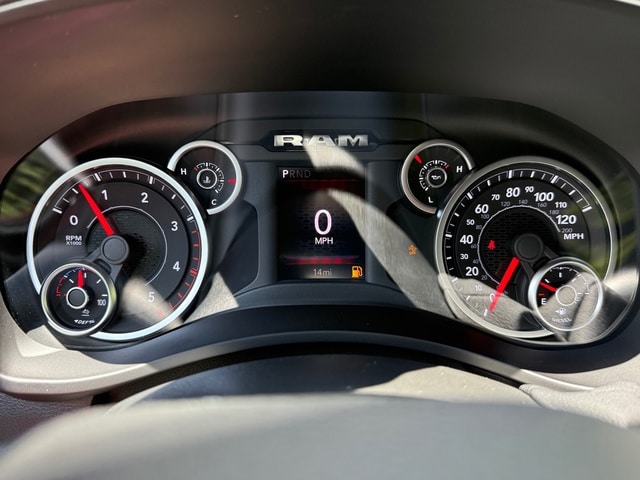 2025 RAM 2500 Tradesman - Photo 20