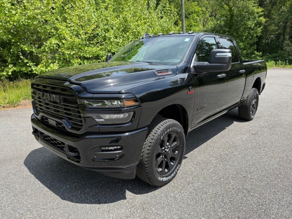 New 2026 Ram 2500 Big Horn Crew 4WD Cummins SWB Night Edition Pickup