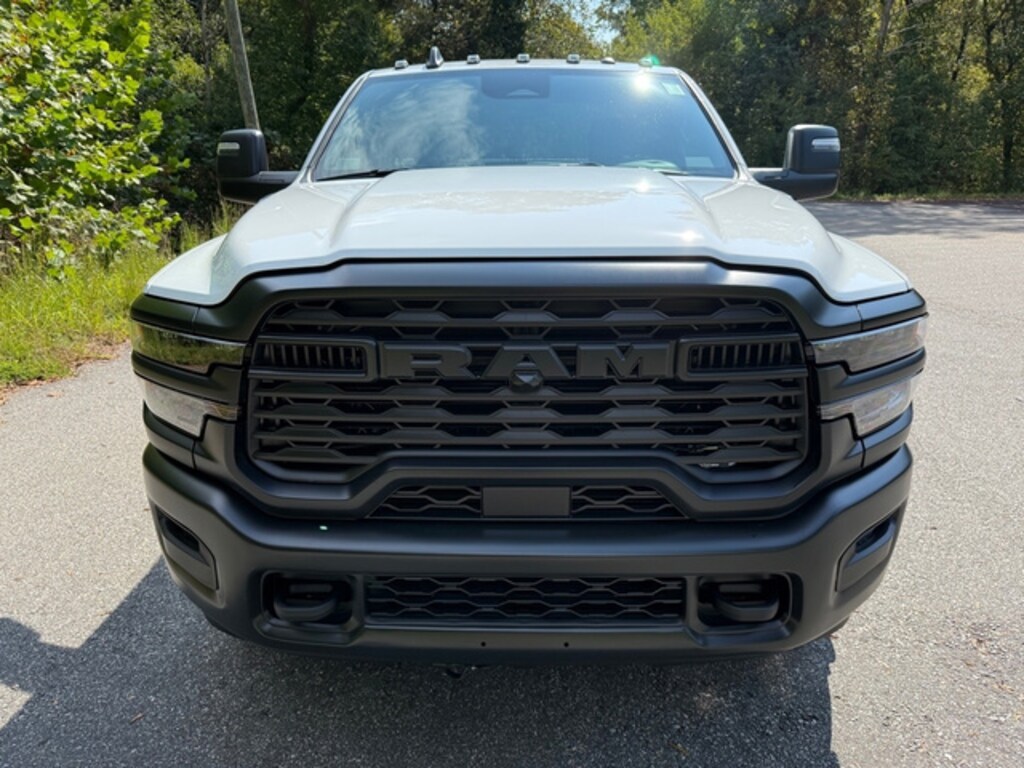 New 2026 Ram 3500 Chassis Cab Tradesman R/C 4WD 84CA Cummins Pickup